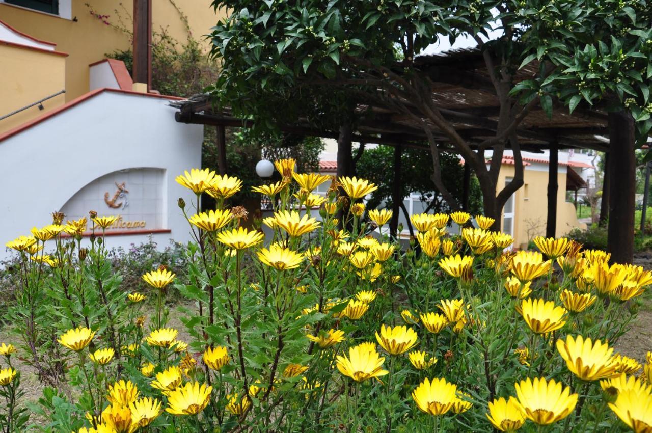 Hotel La Marticana Ίσκια Εξωτερικό φωτογραφία