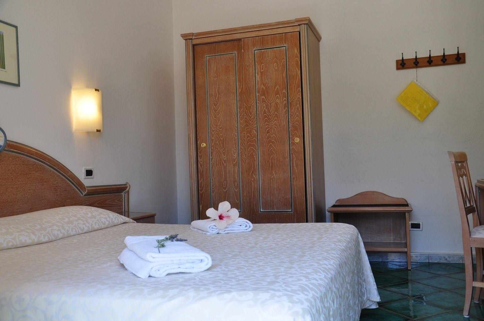 Hotel La Marticana Ίσκια Εξωτερικό φωτογραφία
